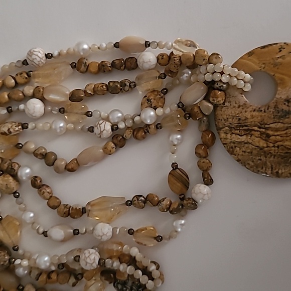 Necklace - Picture 5 of 7